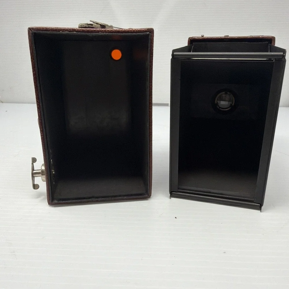 Kodak Eastman No 2A Model C Brown Brownie Box Camera Uses 116 Film Untested